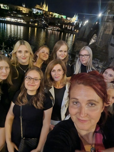 Foto 1 - Praha